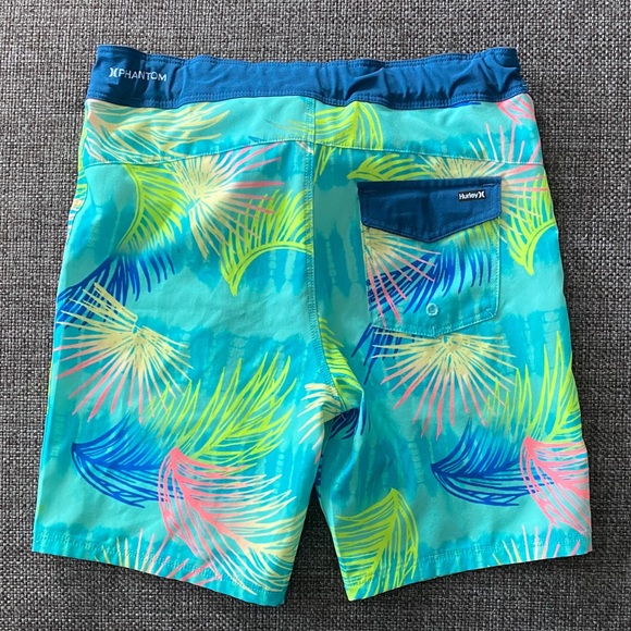 Boys 7 Hurley Blue Boardshorts Unlined Swim Trunks - Picture 3 of 9